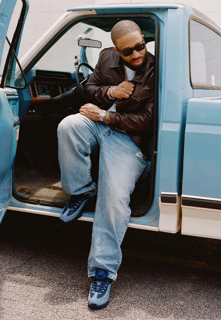 https-hypebeast.com-image-2025-06-24-Levis-x-Nike-Collaboration-0010