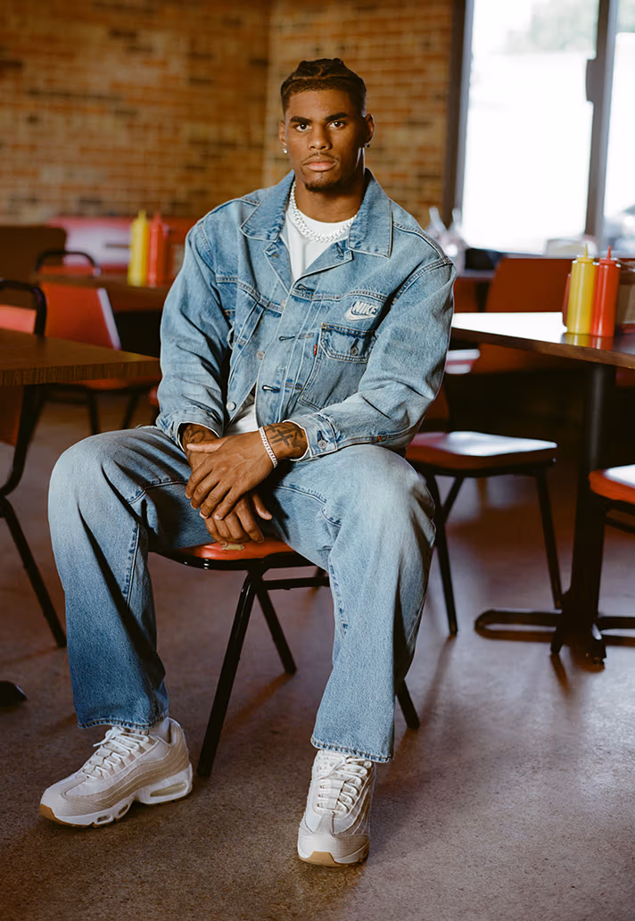 https-hypebeast.com-image-2025-06-24-Levis-x-Nike-Collaboration-0012