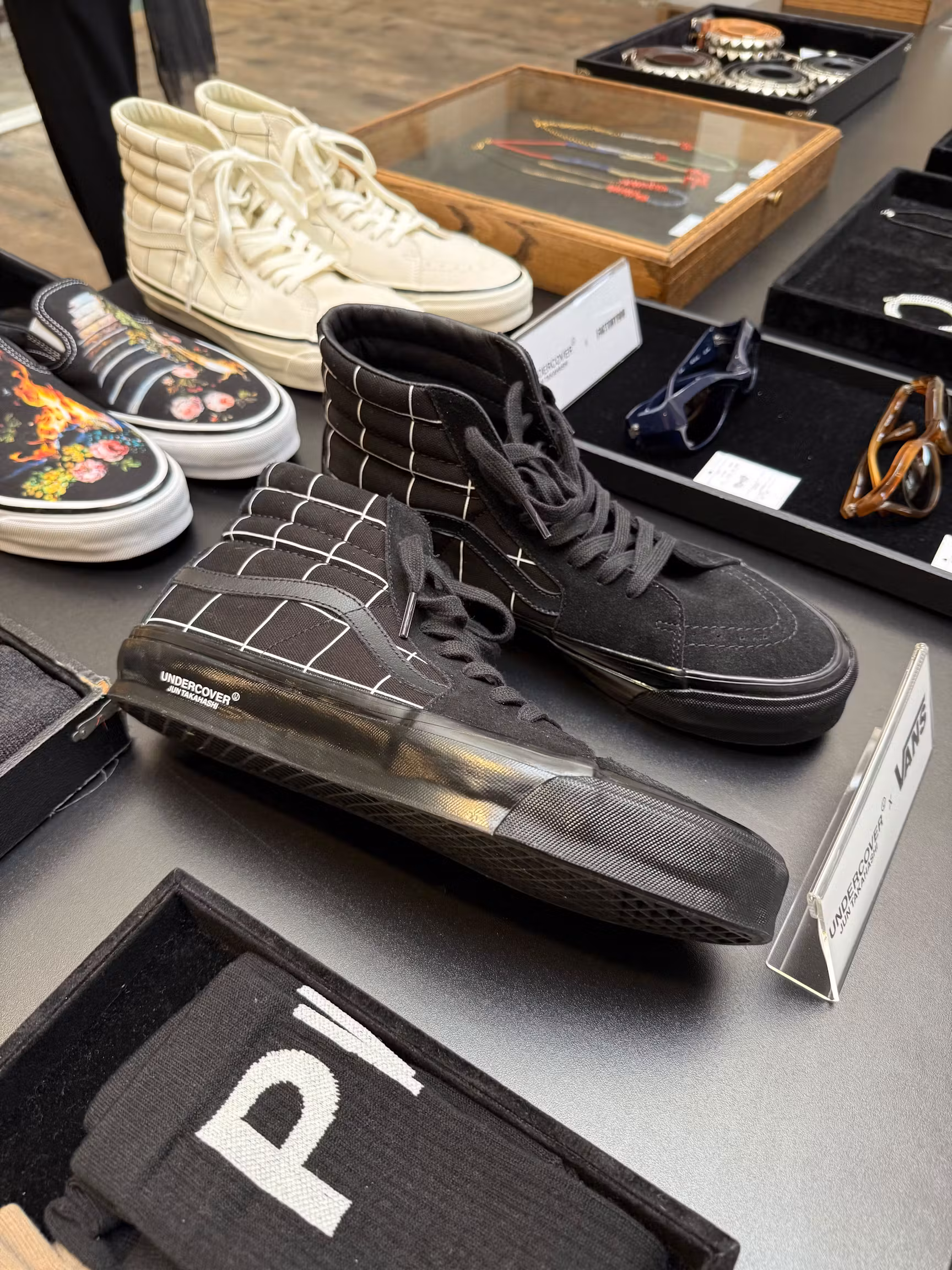 1751121962-undercover-vans-ss26-3