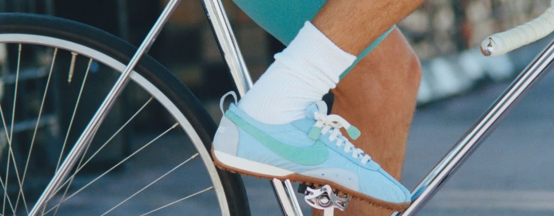 Jacquemus x Nike Moon Shoe dobija Miami verziju